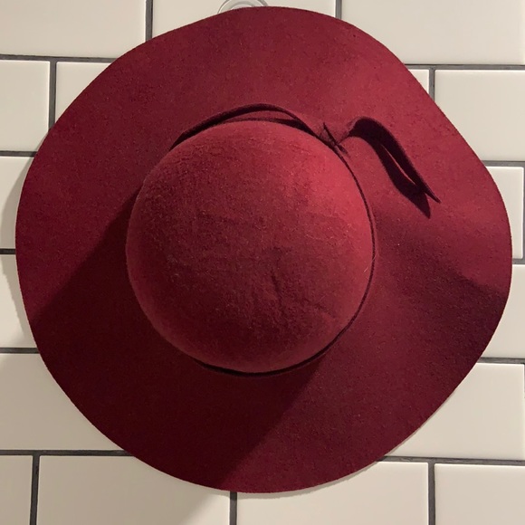 Maroon Hat - Picture 2 of 3